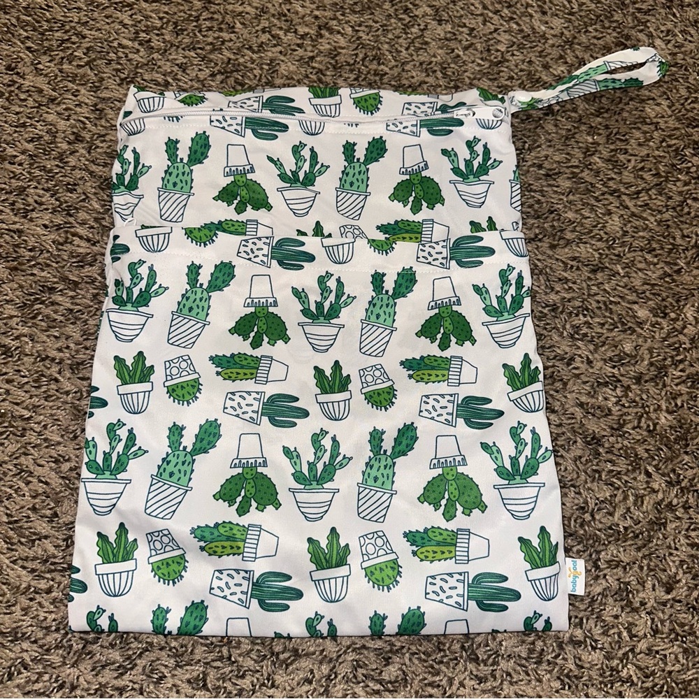 Cactus Print wet/dry zipped Bag